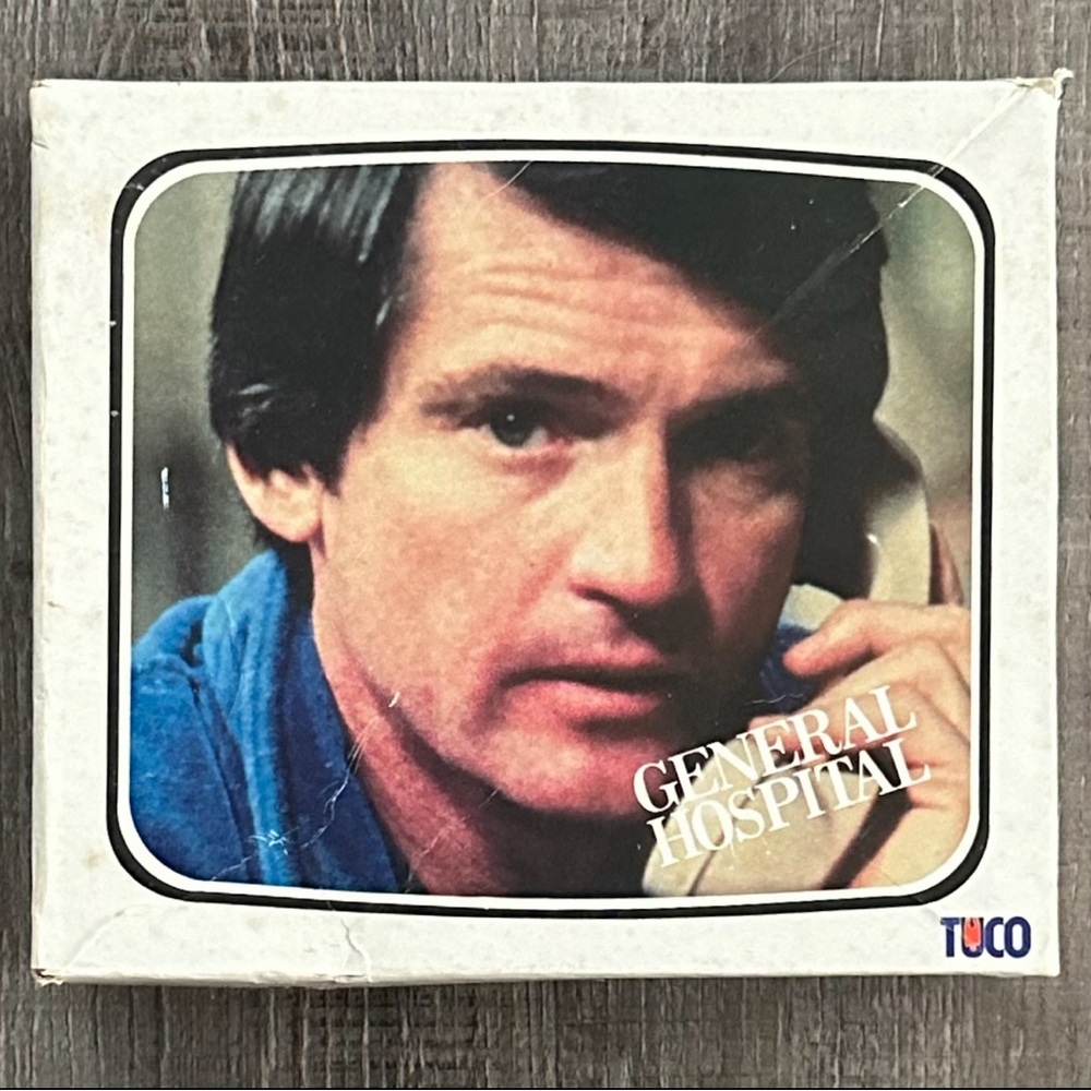 💞 Vintage 150-Piece General Hospital Soap Opera Memorabilia Puzzle